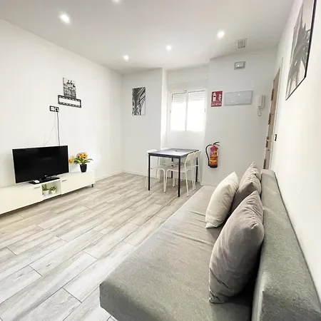 Relax Apartaments 1Min Metro-2